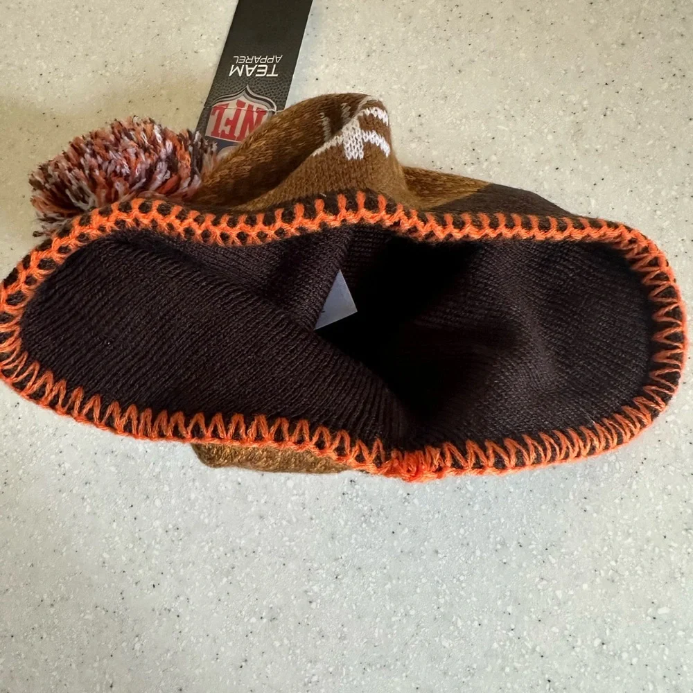 NWT NFL Infant Cleveland Browns football Brown and Orange Knit Beanie Hat! Ohio